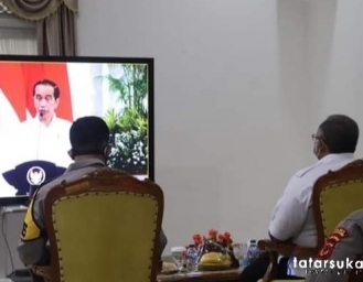 Rapat Koordinasi Kebencanaan Presiden Joko Widodo BNPB dan Bupati Sukabumi