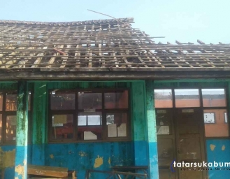 Sekolah Dasar Negeri di Sukabumi Belum Terjamah Pembangunan Sejak Ambruk 3 Bulan Lalu