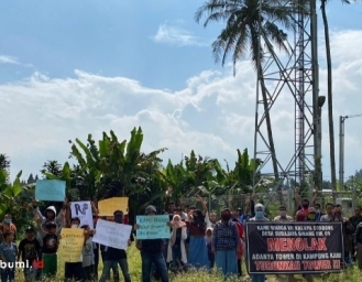 Warga Sudajayagirang Kecamatan Sukabumi Minta Tower Seluler di Bongkar