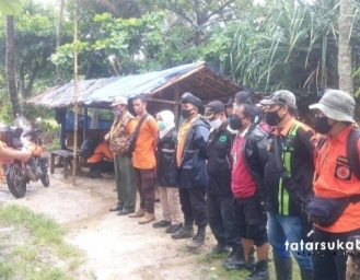 Pencarian Korban Tenggelam di Pantai Minajaya Sukabumi