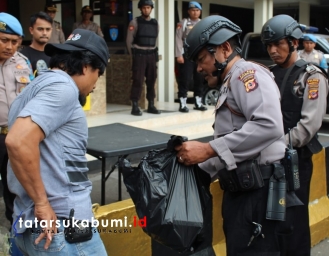 Bom Bunuh Diri Polrestabes Medan,  Mapolresta Sukabumi Dijaga Ketat