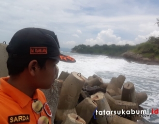 Operasi Pencarian 2 Korban Tenggelam di Palabuhanratu