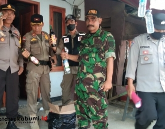 Polisi Amankan Puluhan Botol Minuman Beralkohol dari Sebuah Warung di Cigombong Warungkiara