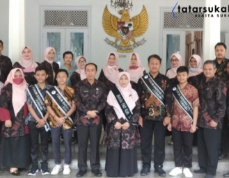 Kado Terindah Hari Anak Nasional 2022 Kabupaten Sukabumi Naik Level Raih KLA Kategori Madya