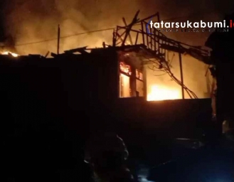 5 Unit Armada Damkar Diterjunkan Dalam Kebakaran di Cibadak Sukabumi