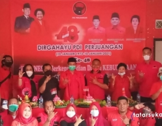 48 Nasi Tumpeng Bagi Masyarakat HUT PDI Perjuangan Kabupaten Sukabumi